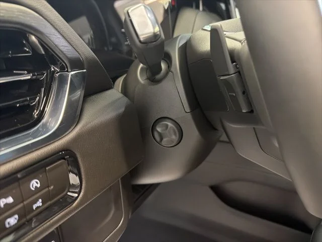 2026 GMC Yukon XL Denali - Photo 29