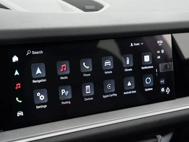 Certified Used 2025  Porsche  image 18