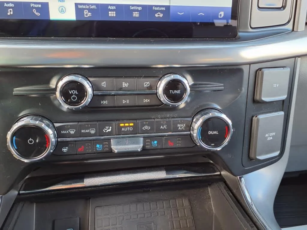 2022 Ford F-150 Lariat - Photo 15