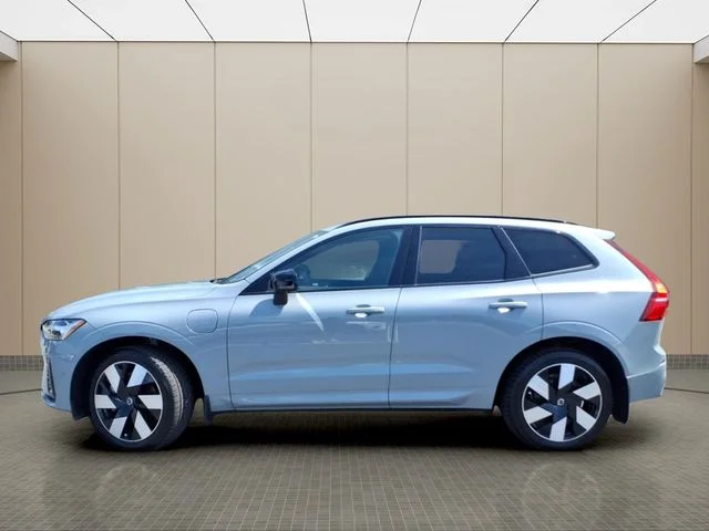 Used 2024 Gray Volvo Ultimate image 16