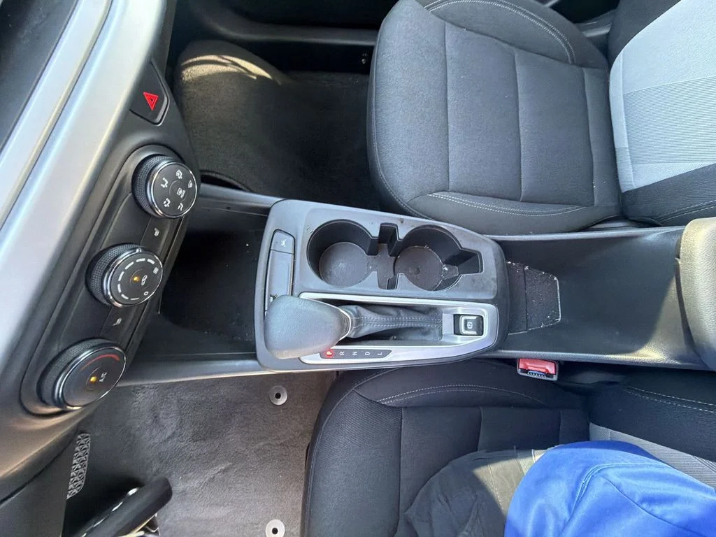 Used 2025 White Chevrolet LS image 19