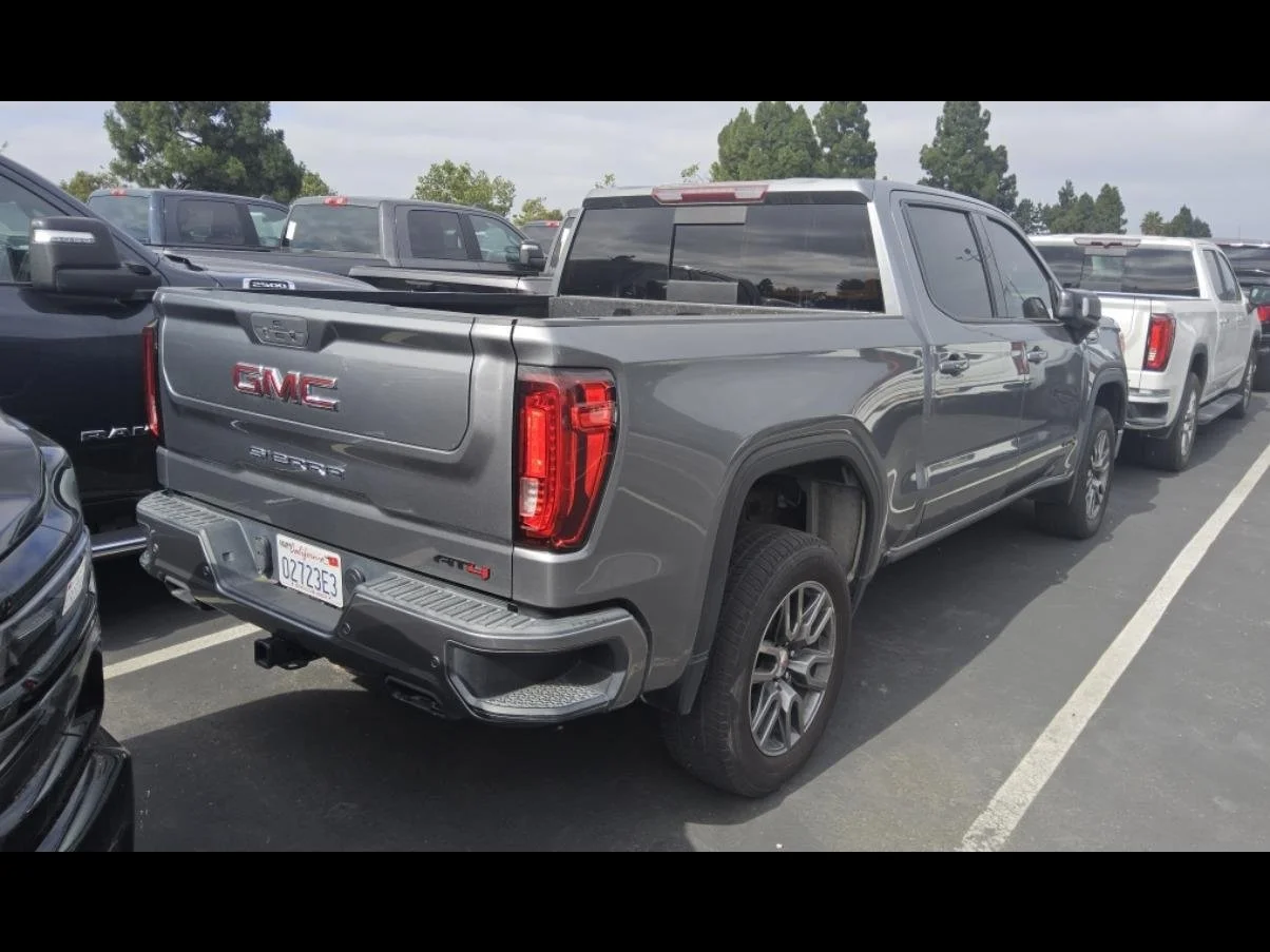 Used 2021 SATIN STEEL METALLIC GMC AT4 image 12