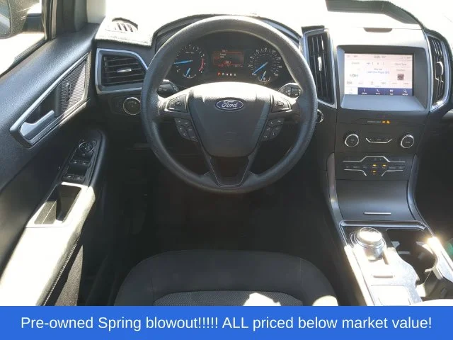 Used 2020 Black Ford SE image 38