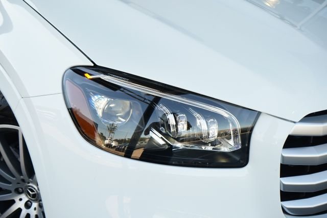 New 2026 Polar White Mercedes-Benz GLS 450 image 12