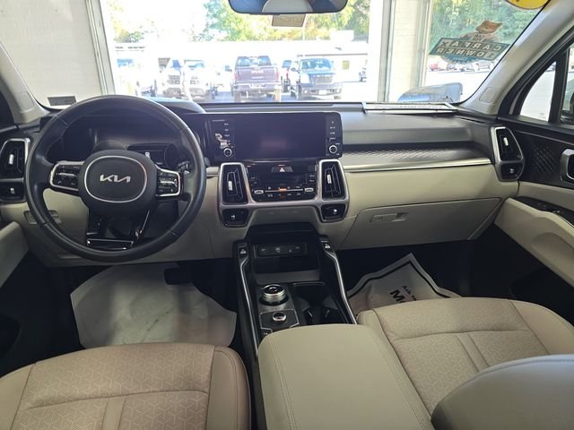 2023 Kia Sorento EX Hybrid - Photo 11