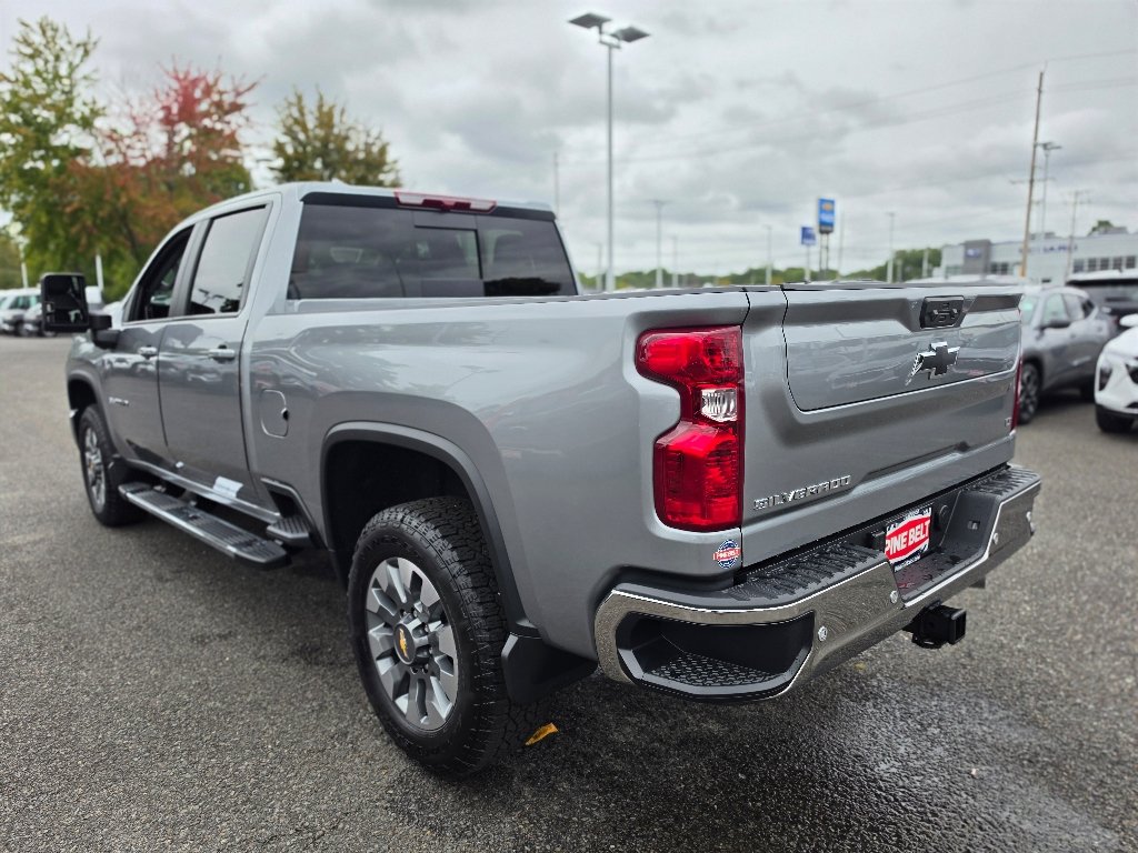 New 2026 Sterling Gray Metallic Chevrolet LT image 10