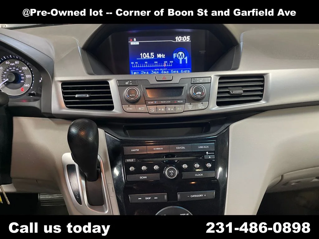 Used 2012  Honda EX-L image 18