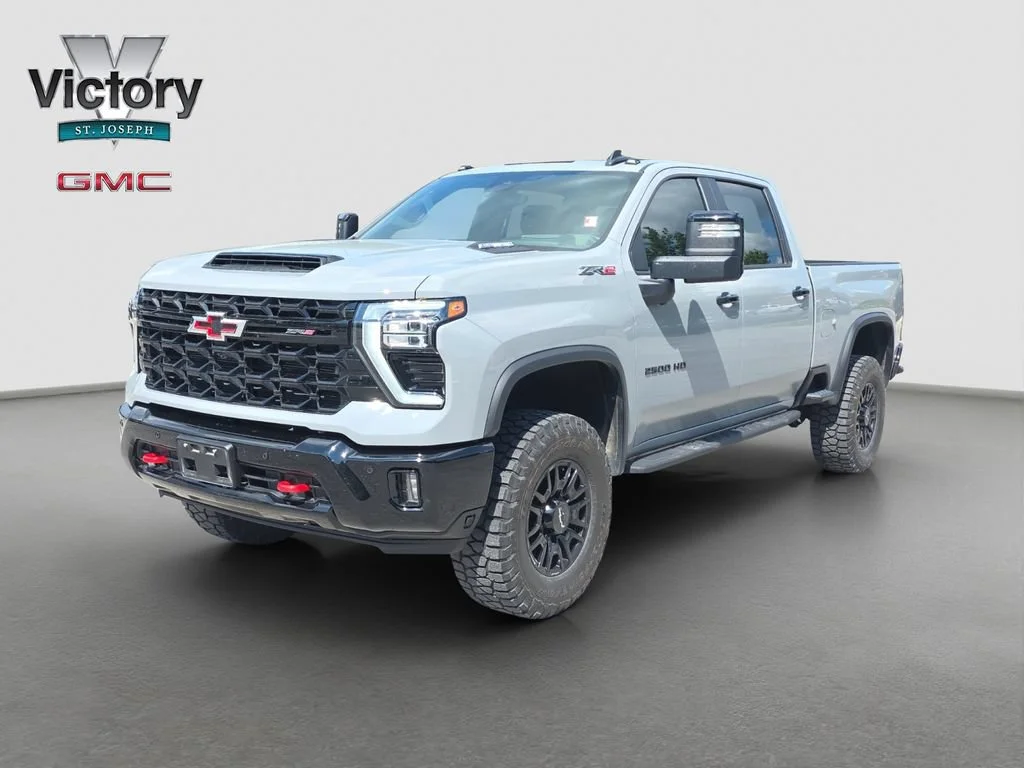 Used 2025 Slate Gray Metallic Chevrolet ZR2 image 3