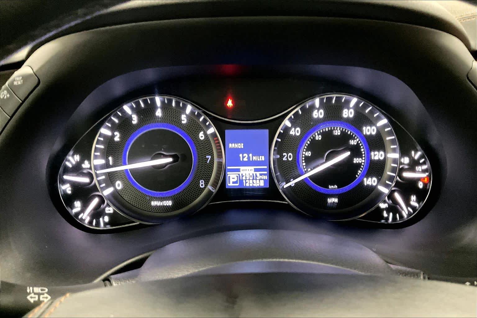 Used 2019 Moonstone White INFINITI LUXE image 26