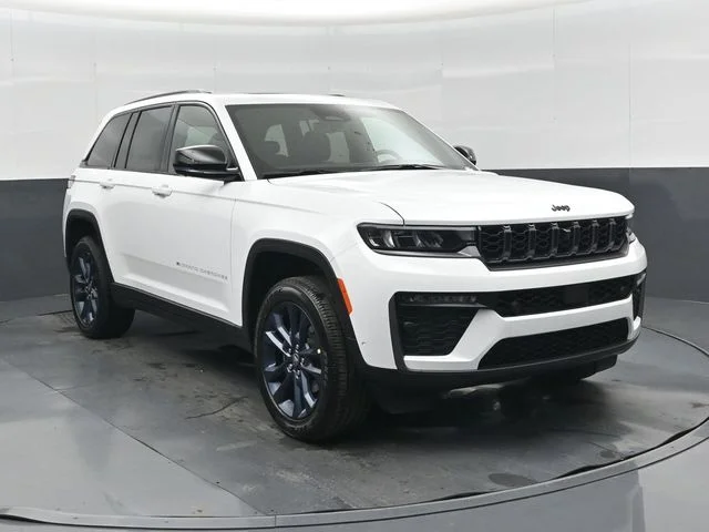 New 2026 Bright White Clear-Coat Exterior Paint Jeep  image 1