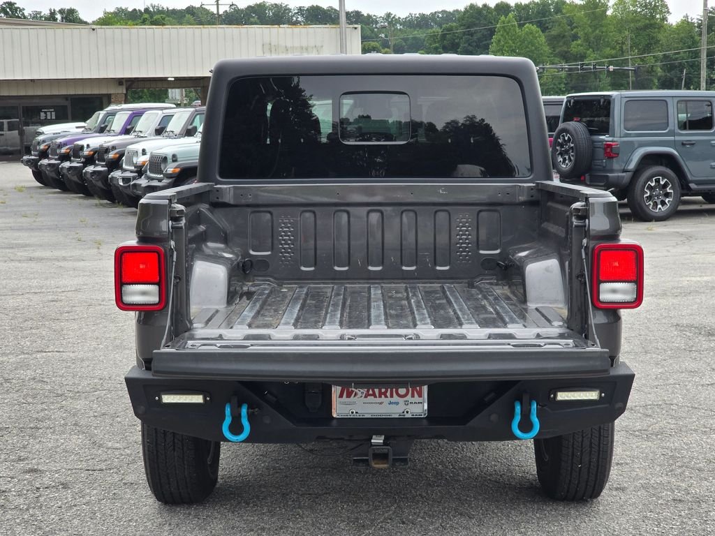 Certified Used 2024 Crystal Metallic Jeep Sport S image 11