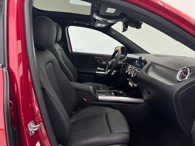New 2026 MANUFAKTUR Patagonia Red Metallic Mercedes-Benz GLA 250 image 17
