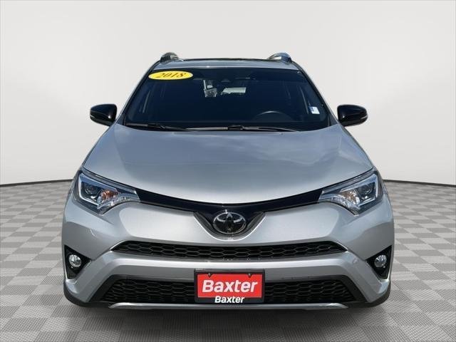Certified Used 2018 SILVER SKY METALLIC Toyota  image 18
