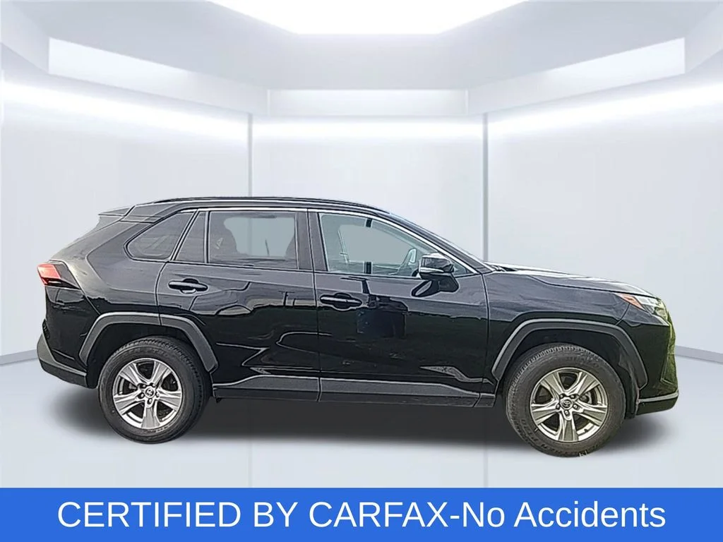 Used 2024 Toyota RAV4 XLE with VIN 2T3P1RFV1RC433212 for sale in Northfield, Minnesota