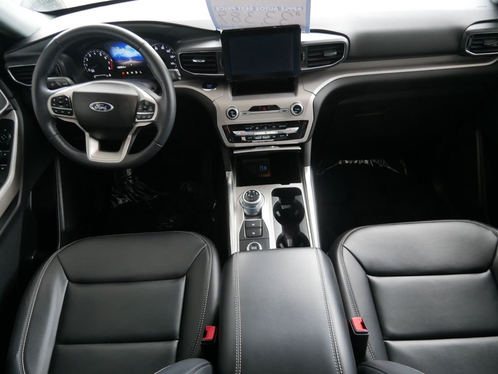 Certified Used 2023 Gray Ford XLT image 14