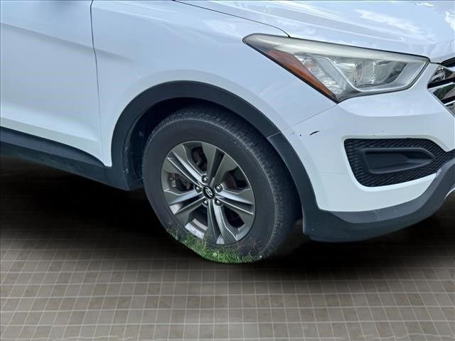 Used 2016 White Hyundai 2.4 Base image 11