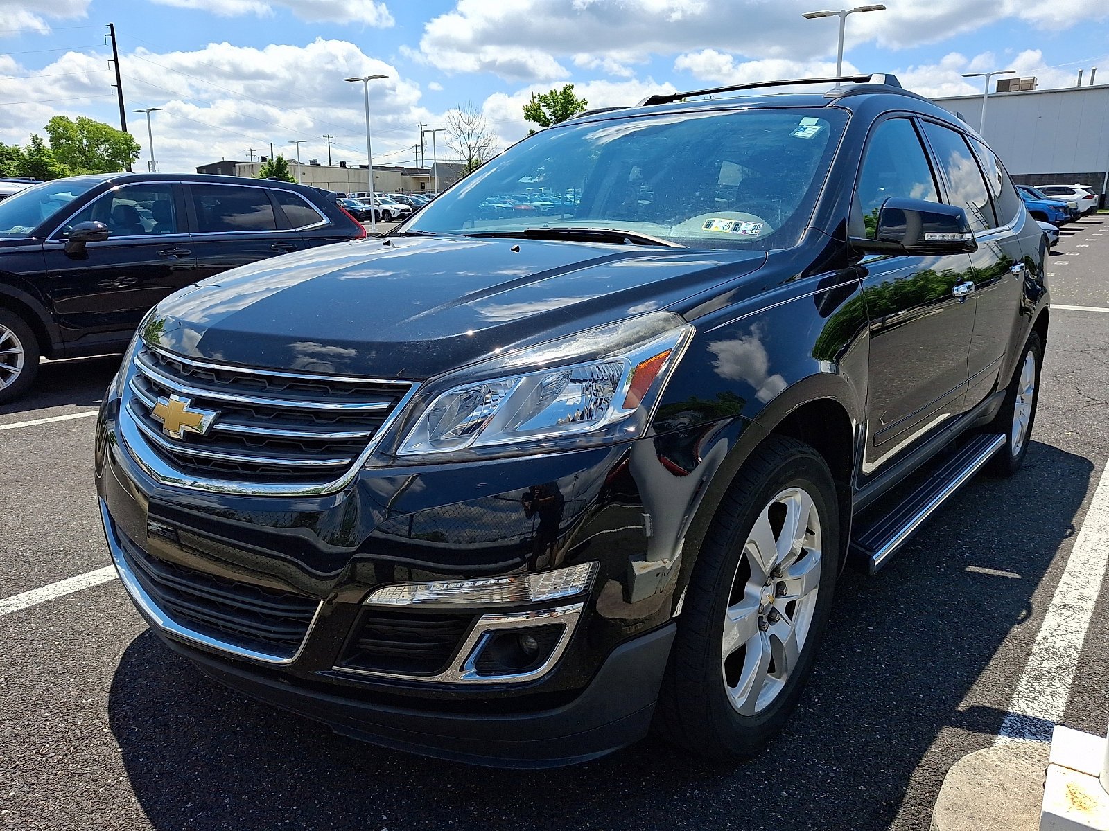 2017 Chevrolet Traverse 1LT FWD's photo