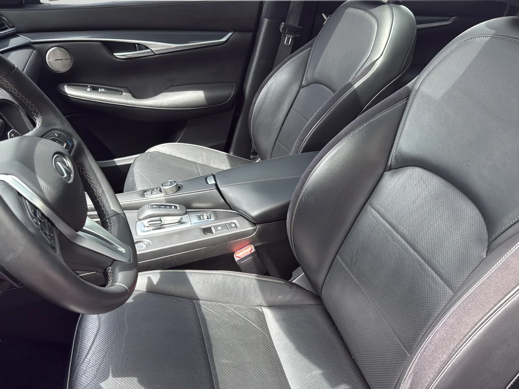 Used 2023 Blue INFINITI SPORT image 23