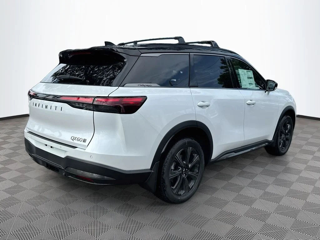 New 2027 2T RAD WHT INFINITI Autograph AWD image 5