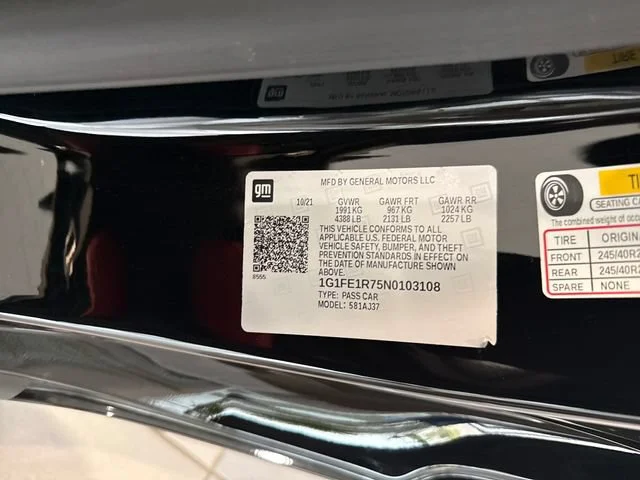 Used 2022 BLACK Chevrolet LT1 image 30