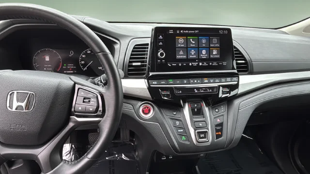 Used 2025  Honda EX-L image 11