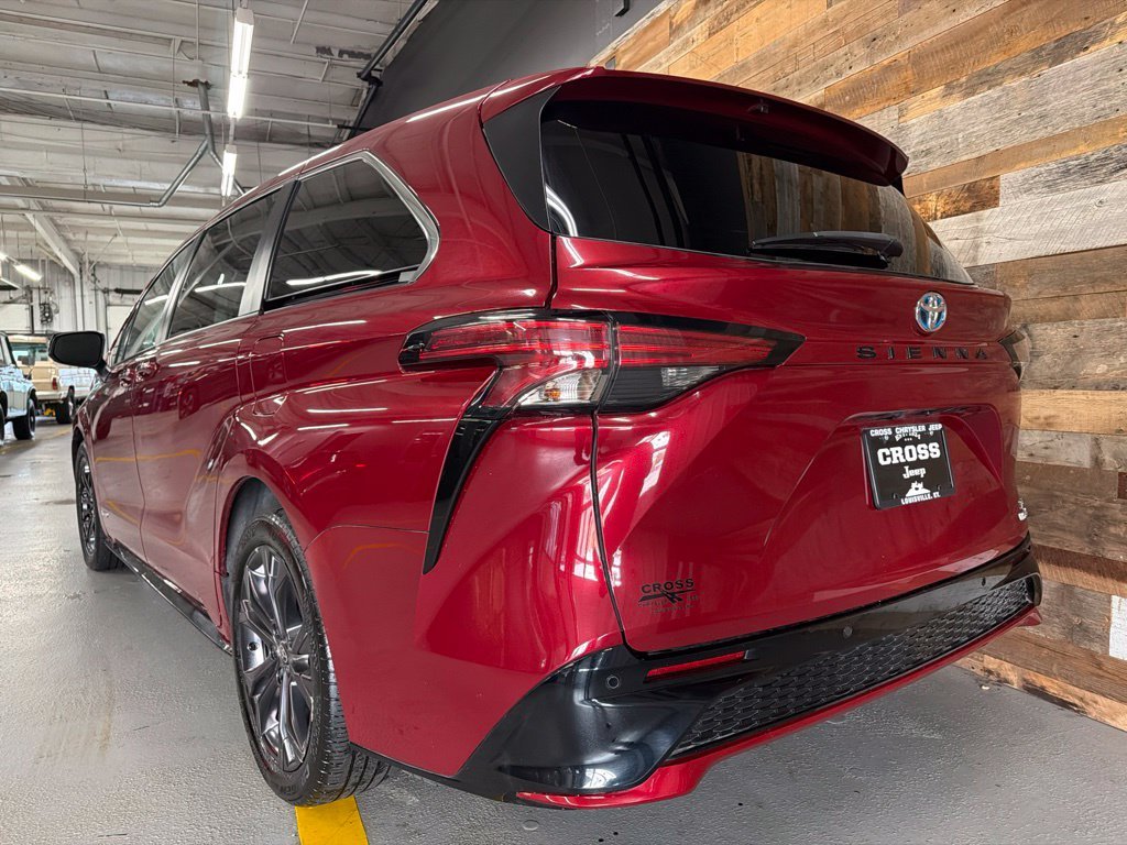 Used 2021 Pearl Toyota XSE image 17