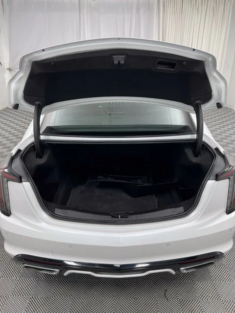Used 2020 White Cadillac Sport image 17