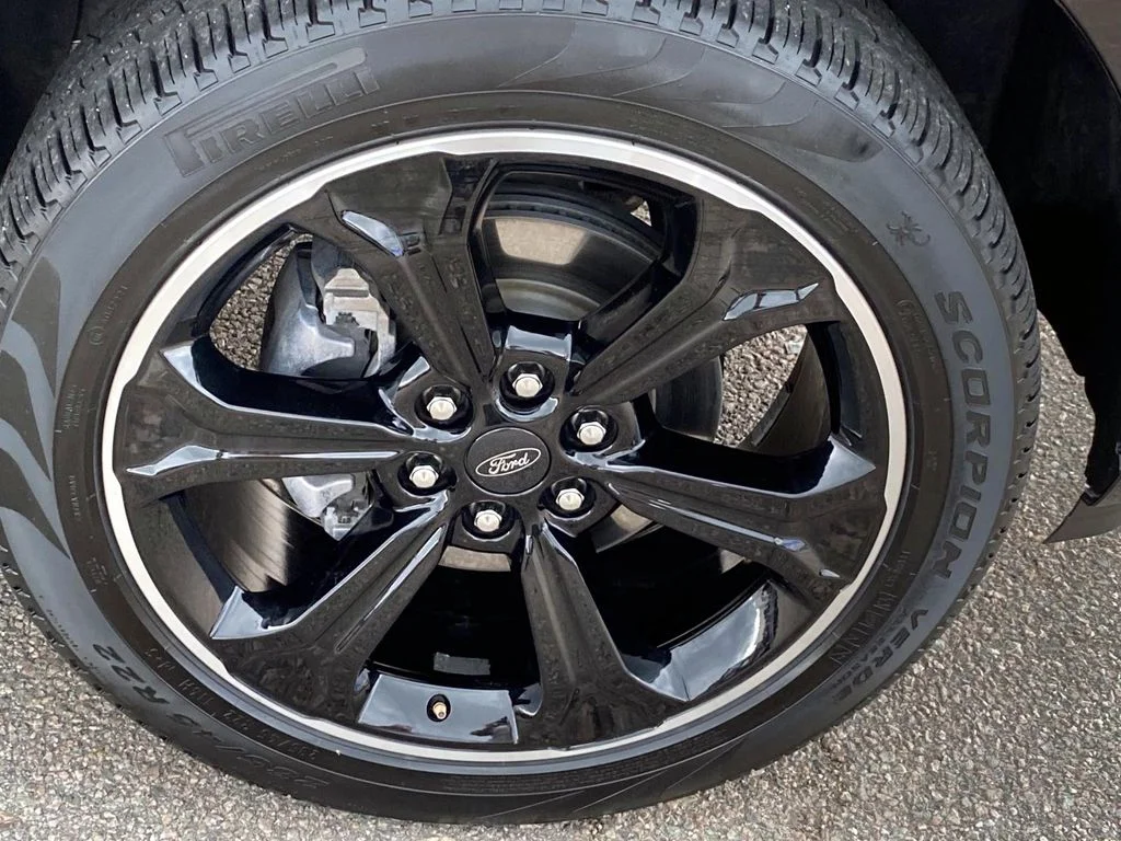 Used 2024 Black Metallic Ford Limited image 31