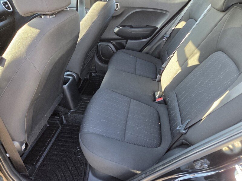 Used 2021 Black Hyundai SE image 15