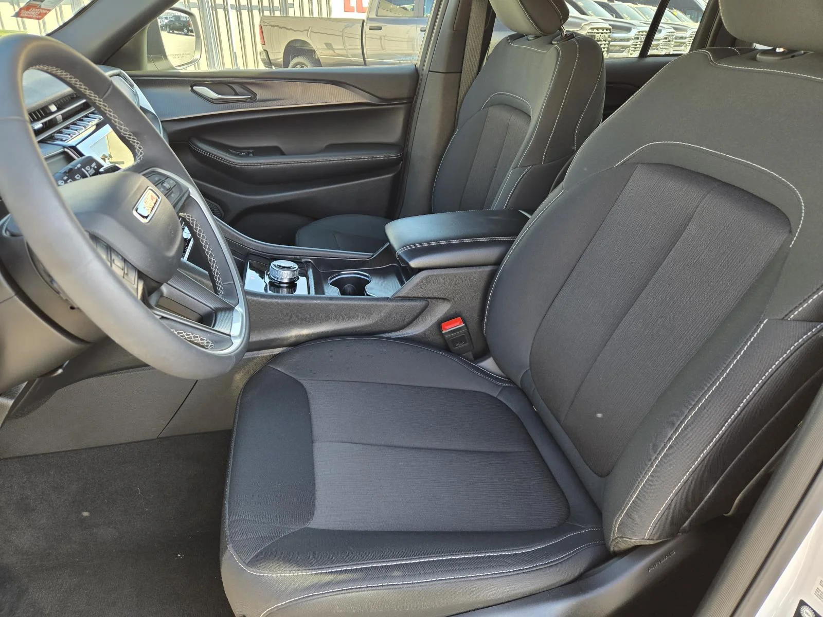 2025 Jeep Grand Cherokee Laredo - Photo 22