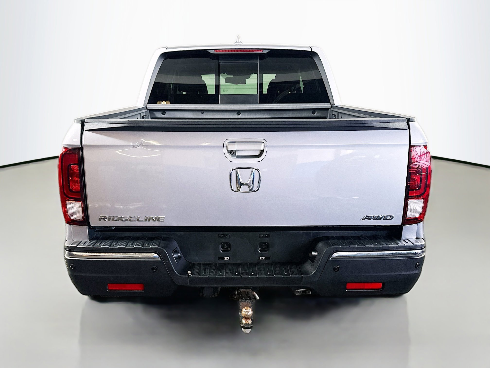 Used 2018 Lunar Silver Metallic Honda RTL-E image 7