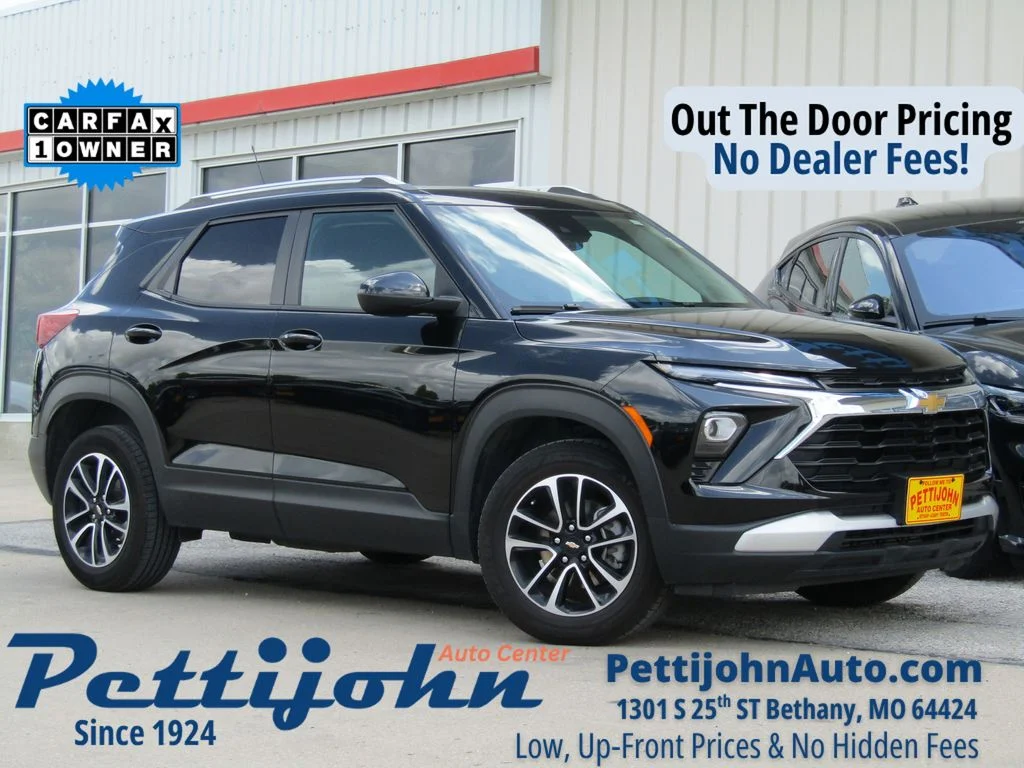 Used 2025 Black Chevrolet LT image 1