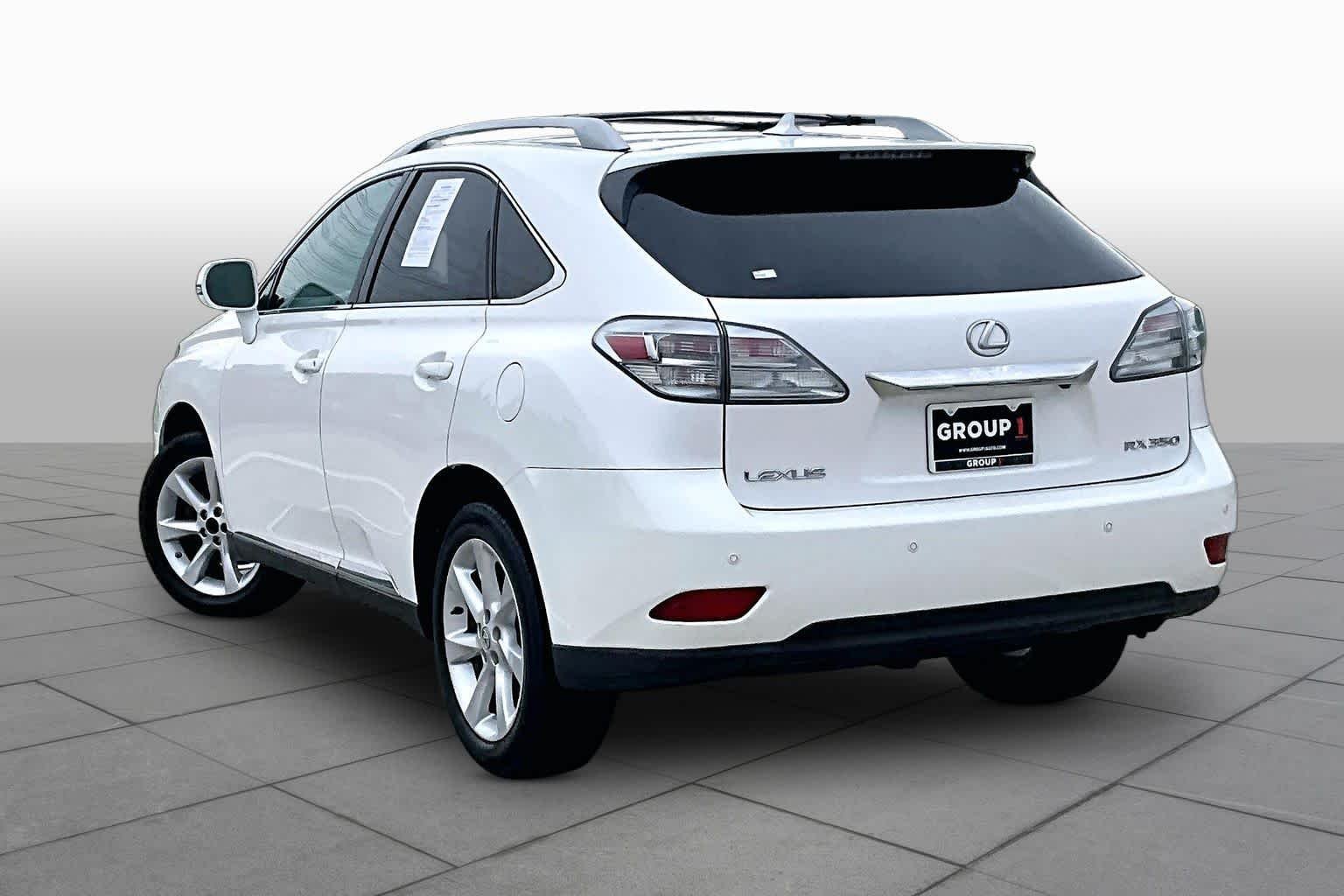 Used 2010 Starfire Pearl Lexus  image 11