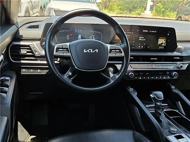 Used 2024 Dawning Red KIA S Front-Wheel Drive image 10