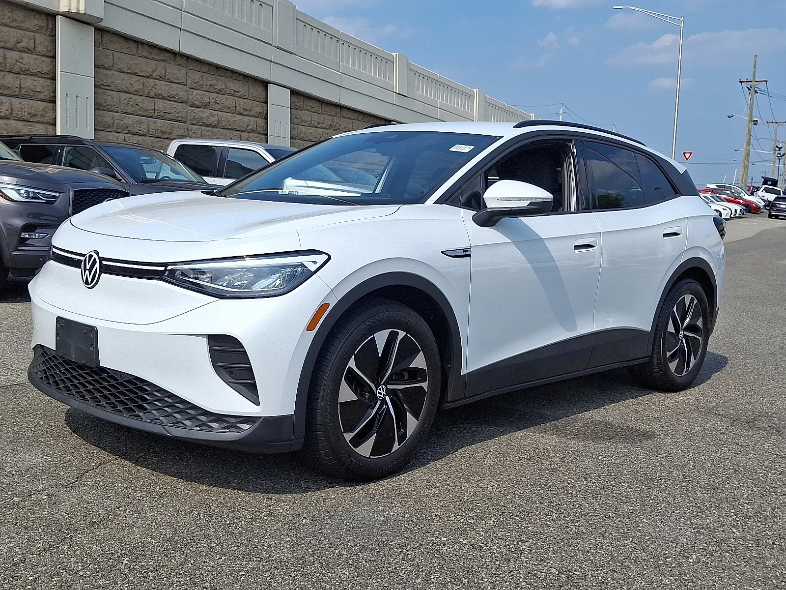 2021 Volkswagen ID.4 PRO's photo