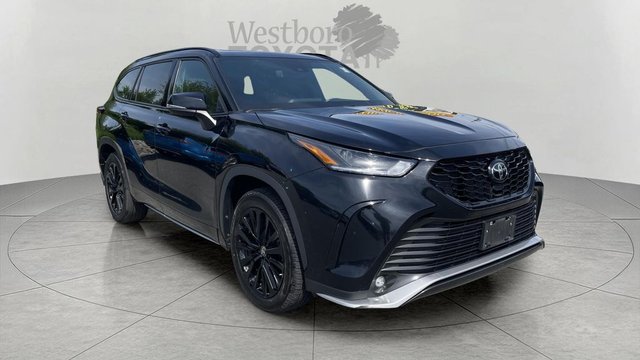 2025 Toyota Highlander XLE