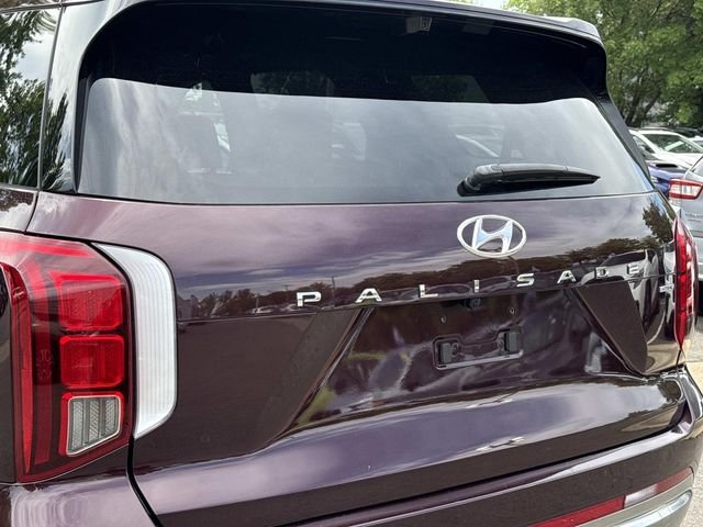 Used 2023 Red Hyundai Calligraphy image 11