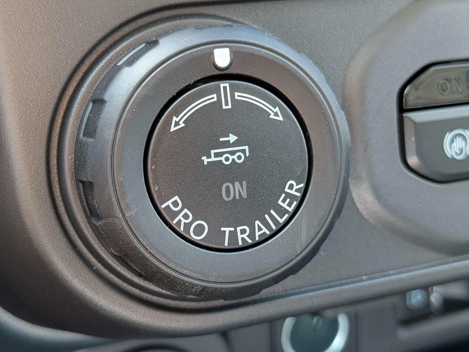 New 2026 Space White Metallic Ford Lariat® image 23