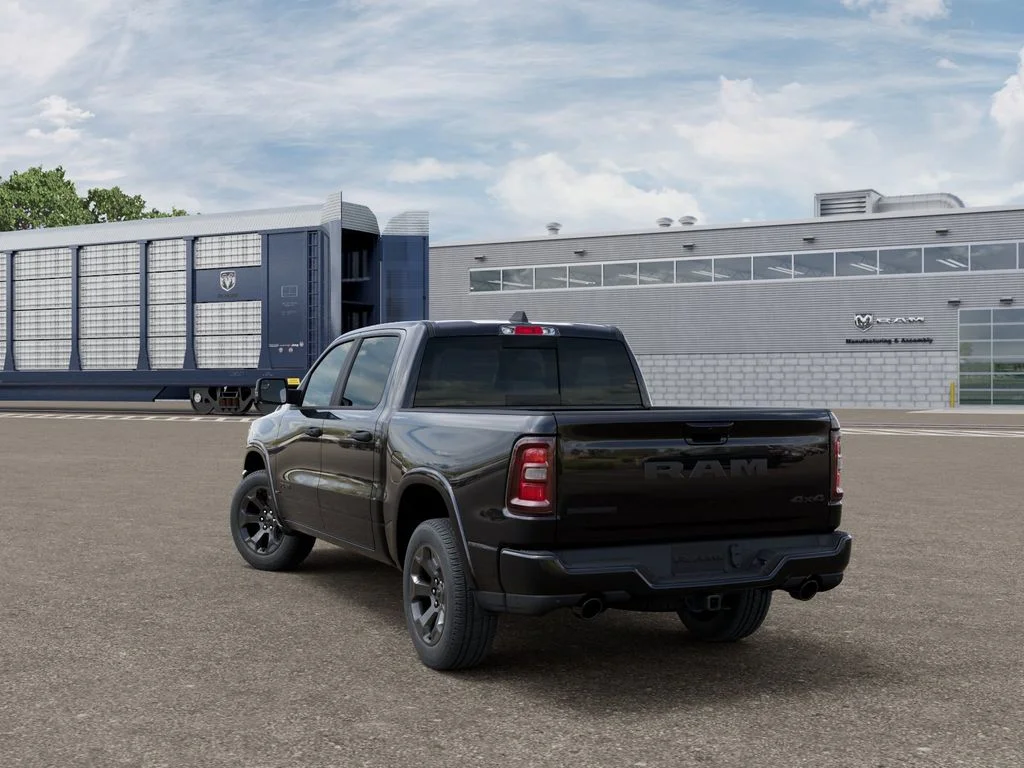 New 2026 Diamond Black Crystal Pearl-Coat Exterior Paint RAM Big Horn/Lone Star image 3