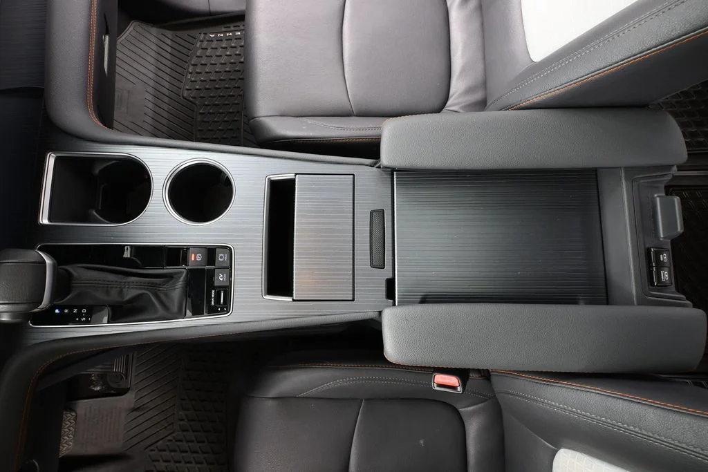 2024 Toyota Sienna XSE - Photo 34