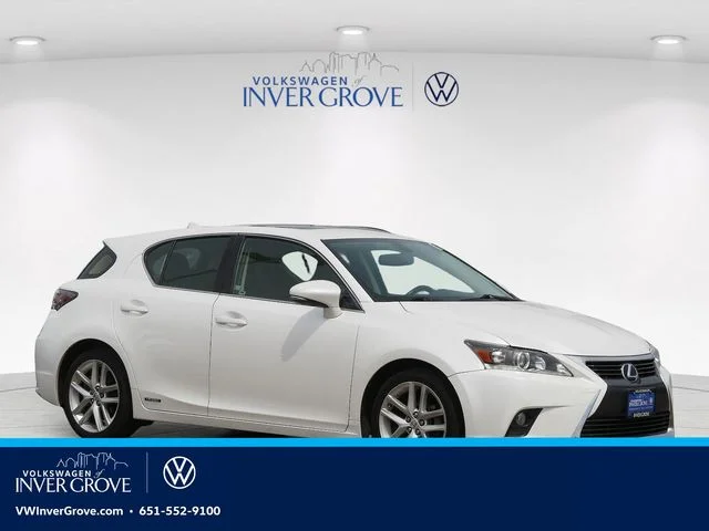 2017 Lexus CT 200h 200h's photo