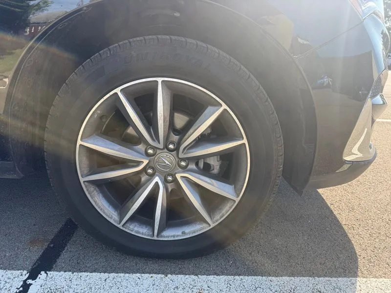 Used 2021  Acura Technology Package image 13