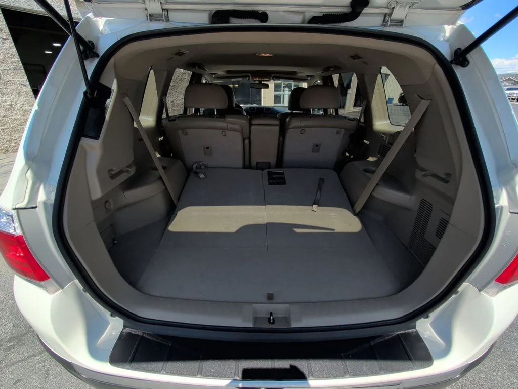 Used 2012 White Toyota Limited image 17