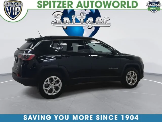 Used 2024 Black Jeep Latitude image 10