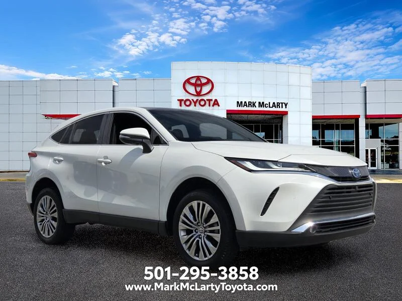 Used 2024 Pearl TOYOTA LIMITED AWD image 7