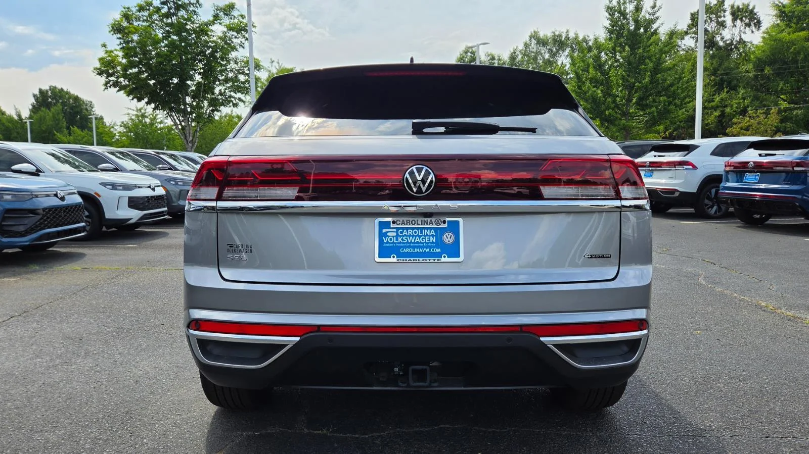 New 2026 silver mist metallic Volkswagen 2.0T SEL image 5