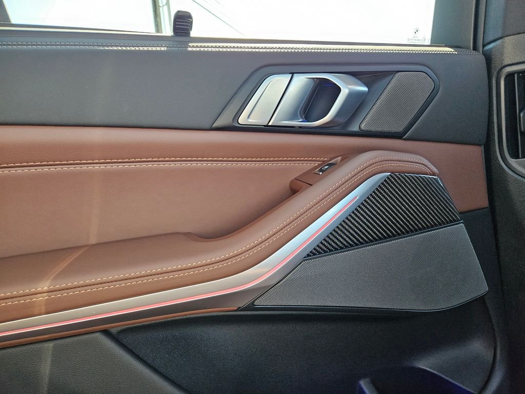 Certified Used 2026 Mineral White Metallic BMW M60i image 28