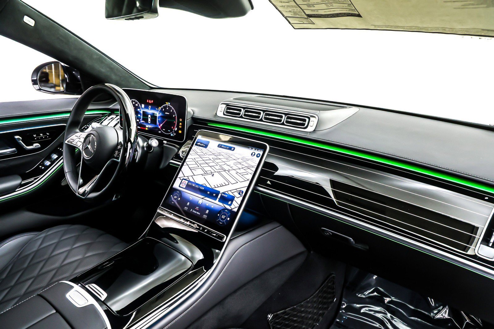 2025 Mercedes-Benz S-Class S 580 - Photo 24