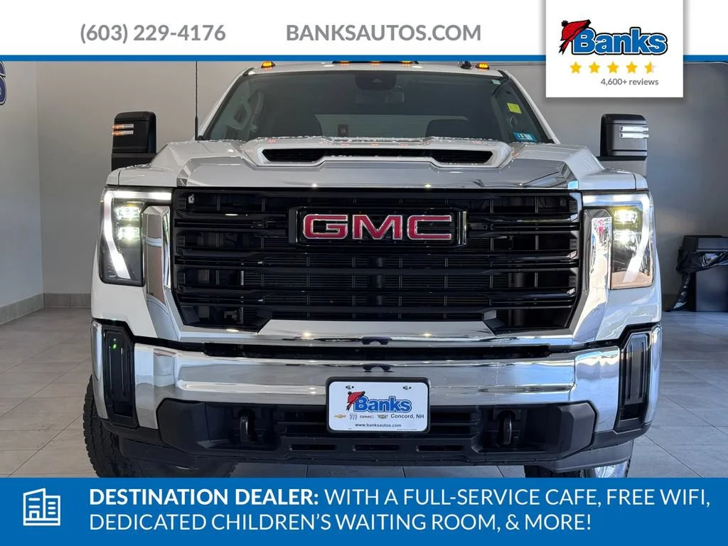 Certified Used 2025 Summit White GMC Pro image 3
