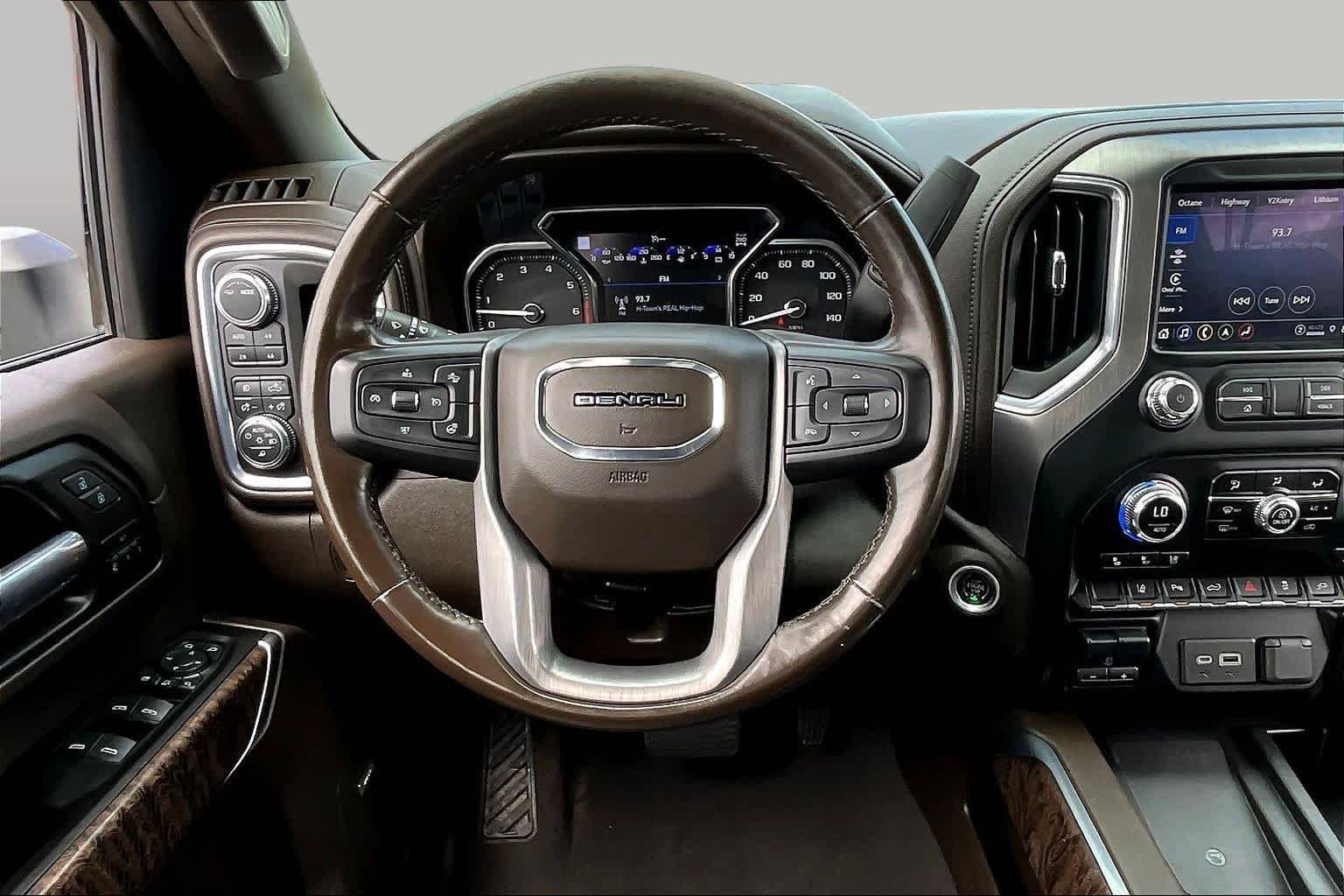 Used 2022 Summit White GMC Denali image 6